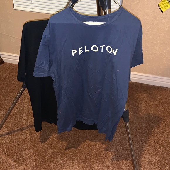 Peloton tops
